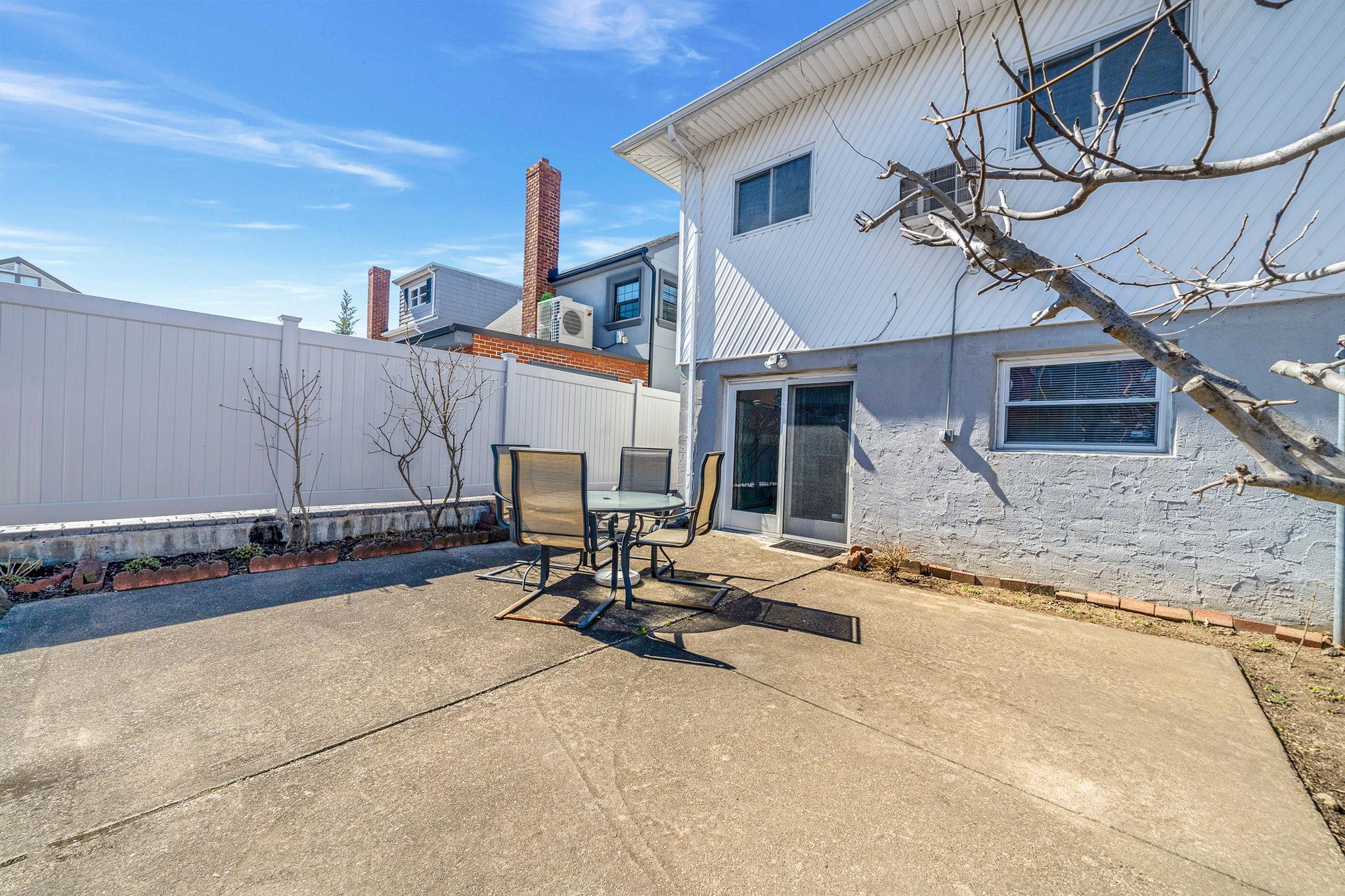 15931 W 95th Street, Howard Beach, New York image 26