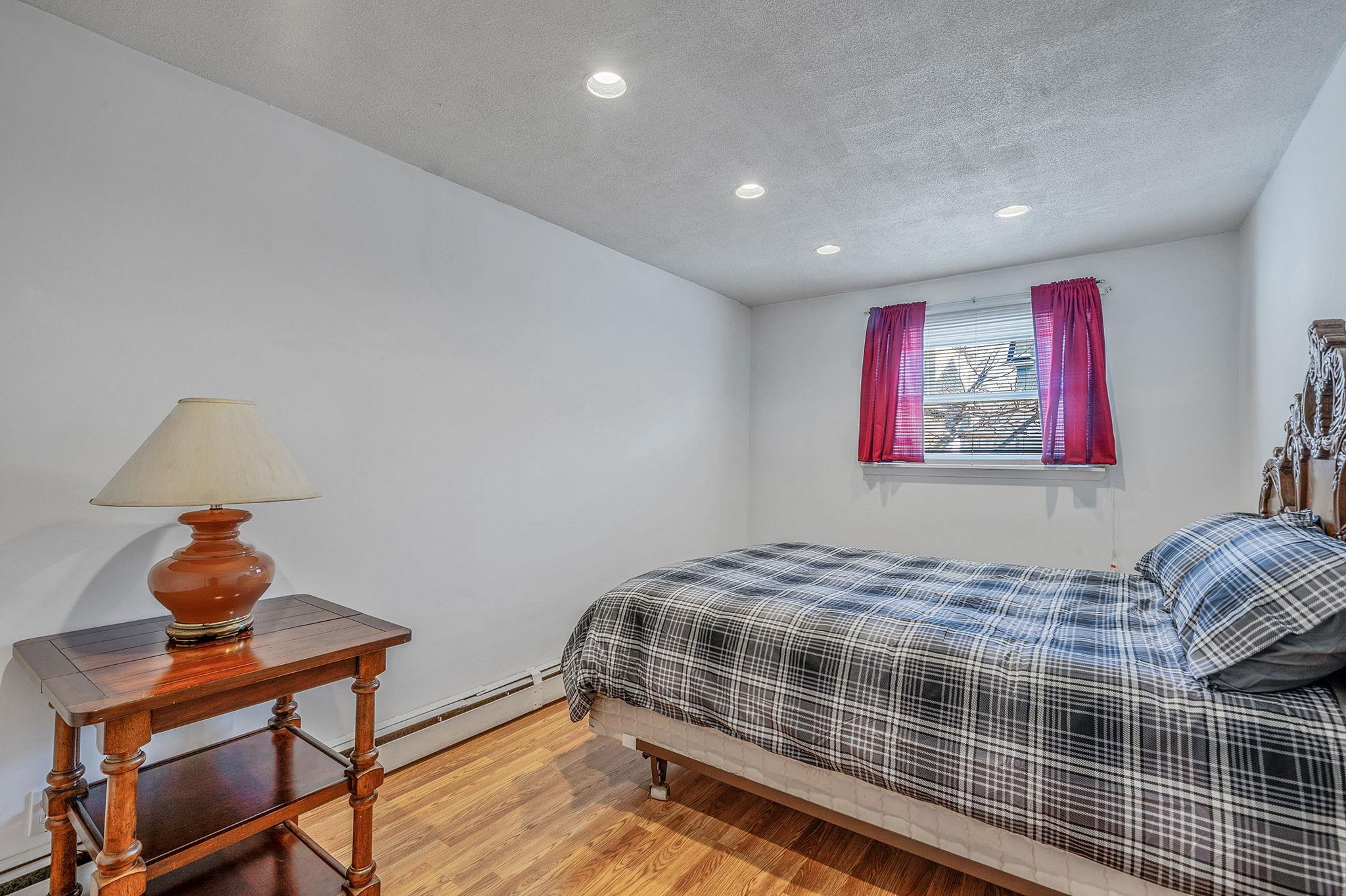 15931 W 95th Street, Howard Beach, New York image 19