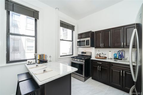 Homes For Sale - 92 Hamilton Avenue #5E<br/> Yonkers, NY 10705