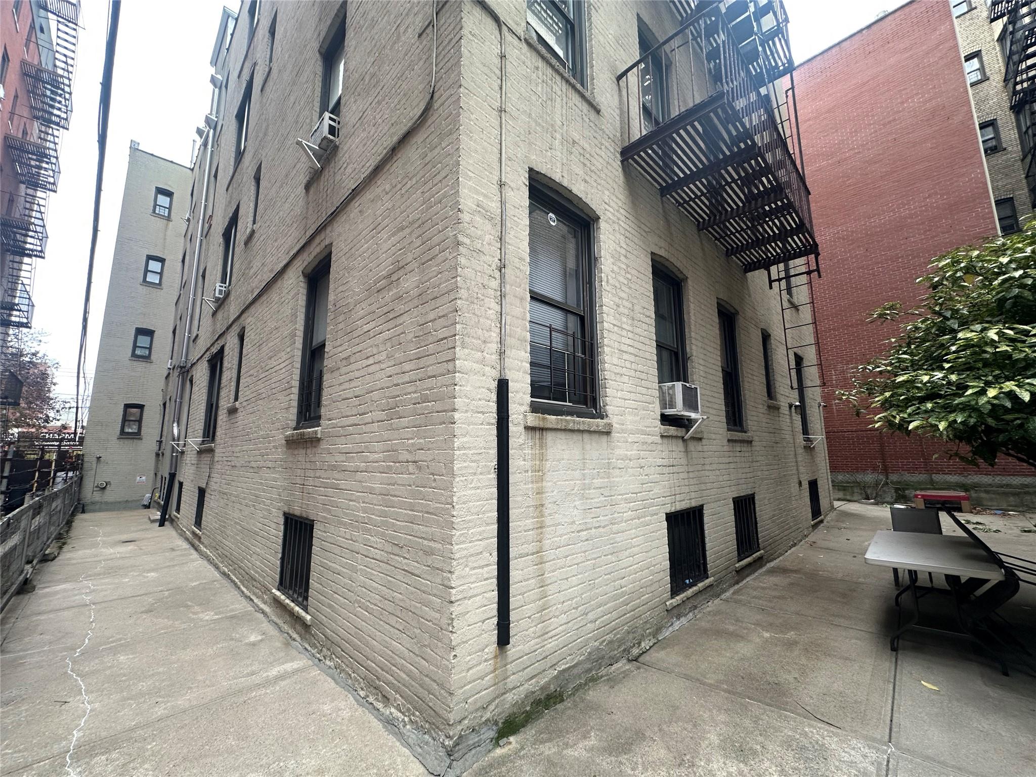 30-14 29 Street