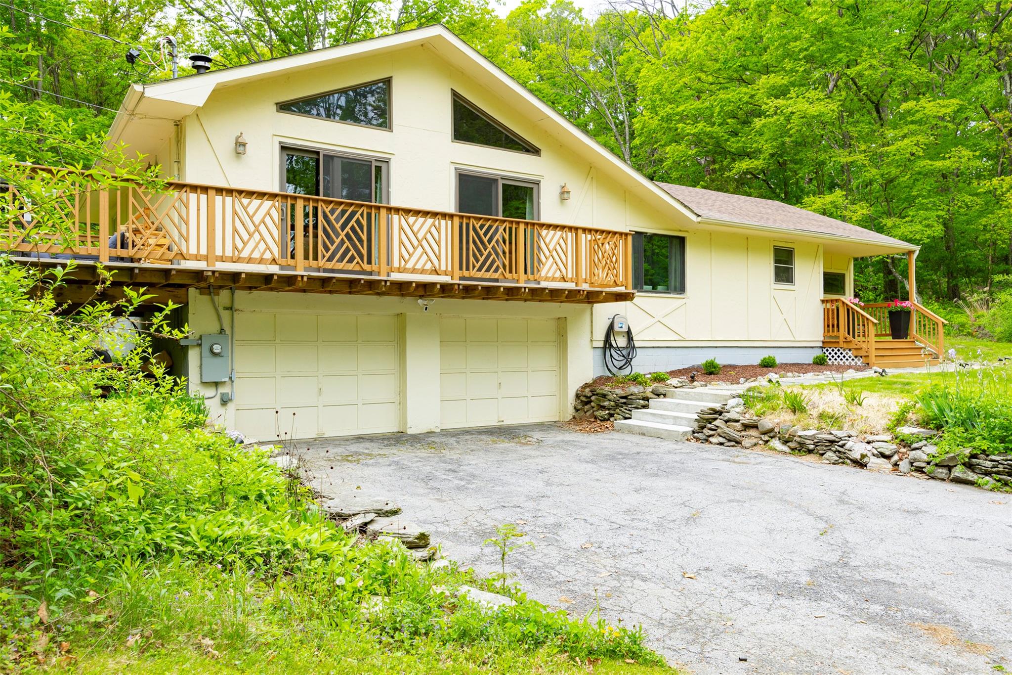 N Smith Road, Lagrangeville, New York - 3 Bedrooms  
2 Bathrooms  
7 Rooms - 