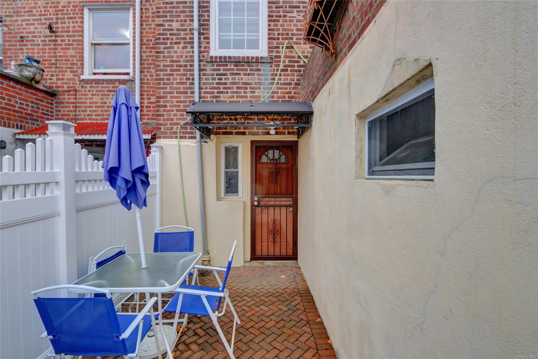 60-23 77th Place, Middle Village, New York image 11