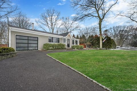 Homes For Sale - 100 Parkside Avenue<br/> Miller Place, NY 11764