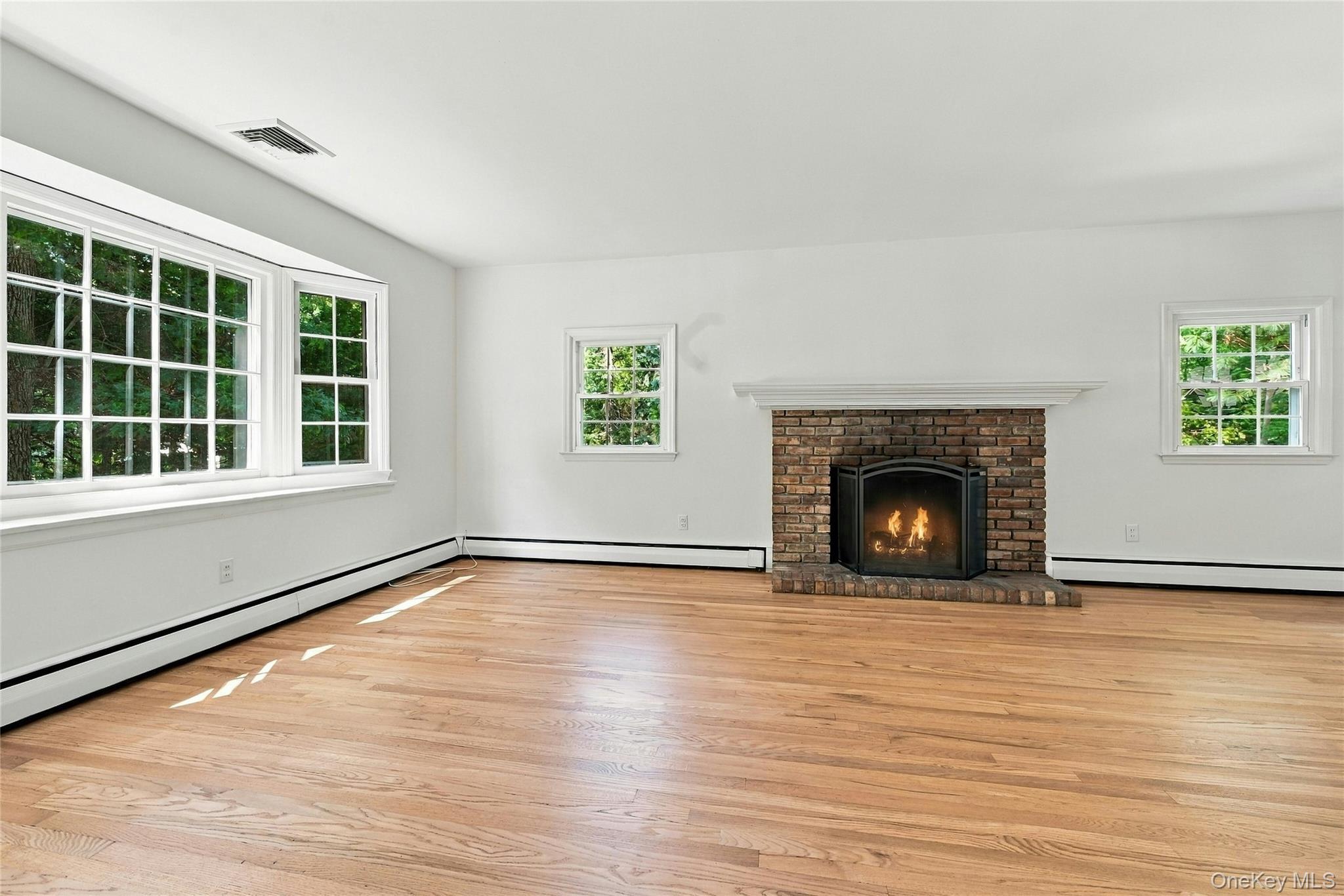 15 Shore Oaks Drive