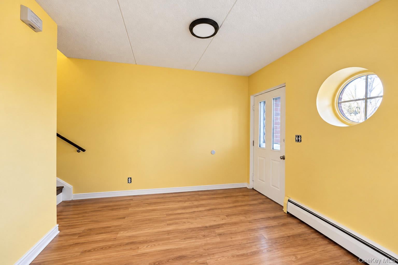106 Sunset Boulevard 11106