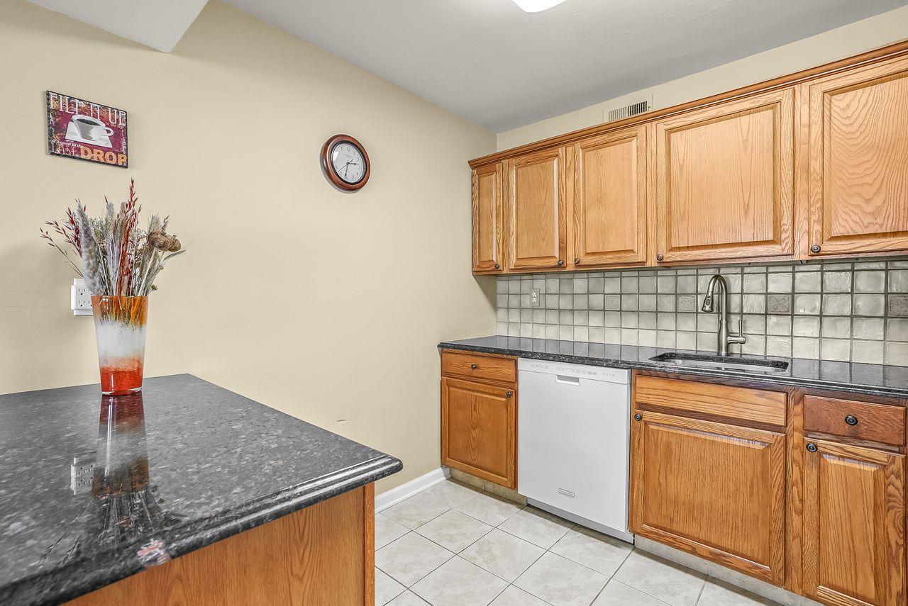 112 Village Road, Unit C Rd, Yorktown Heights, New York image 12
