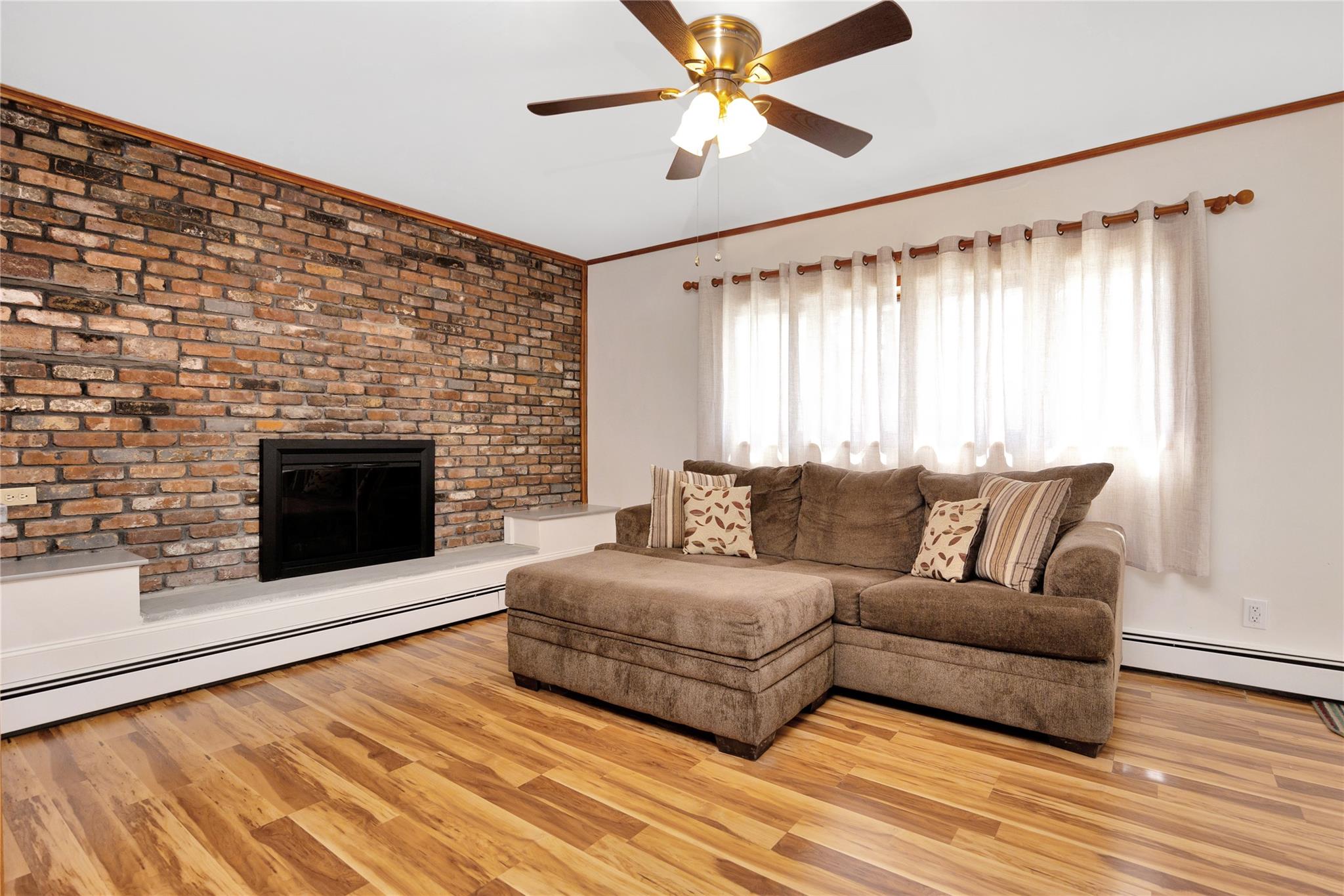 26 Steuben Avenue, Bethpage, New York image 10