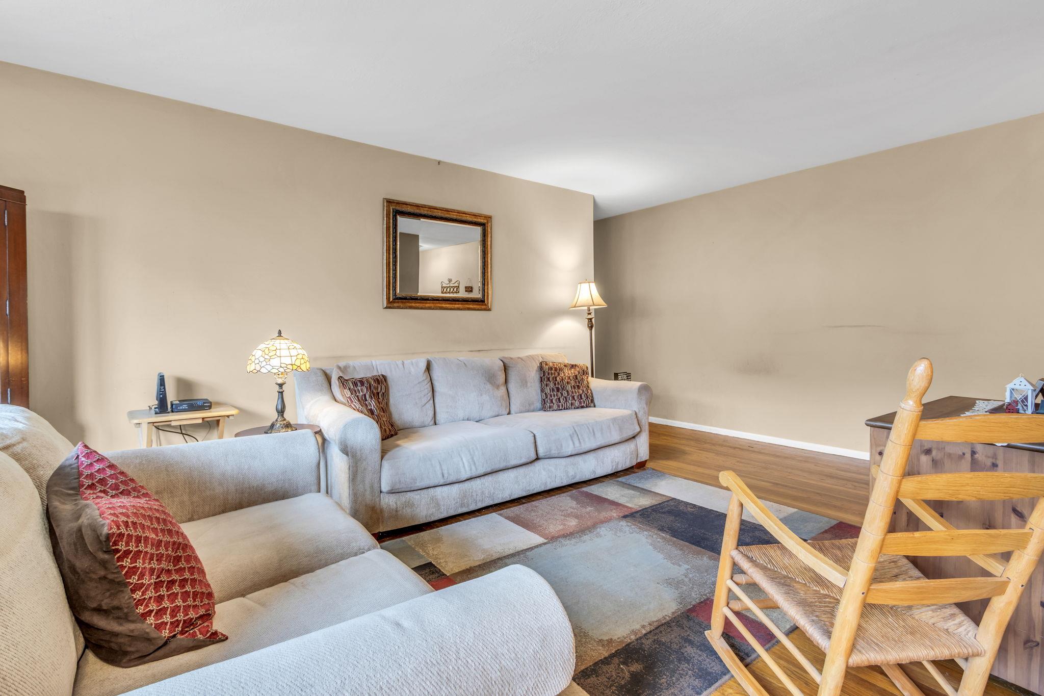 21 Roundtree Circle, Piermont, New York image 8