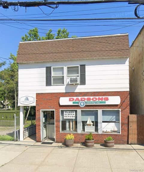 Photo of 2410 Boston post Road, Larchmont, NY 10538 (MLS # 1030025)