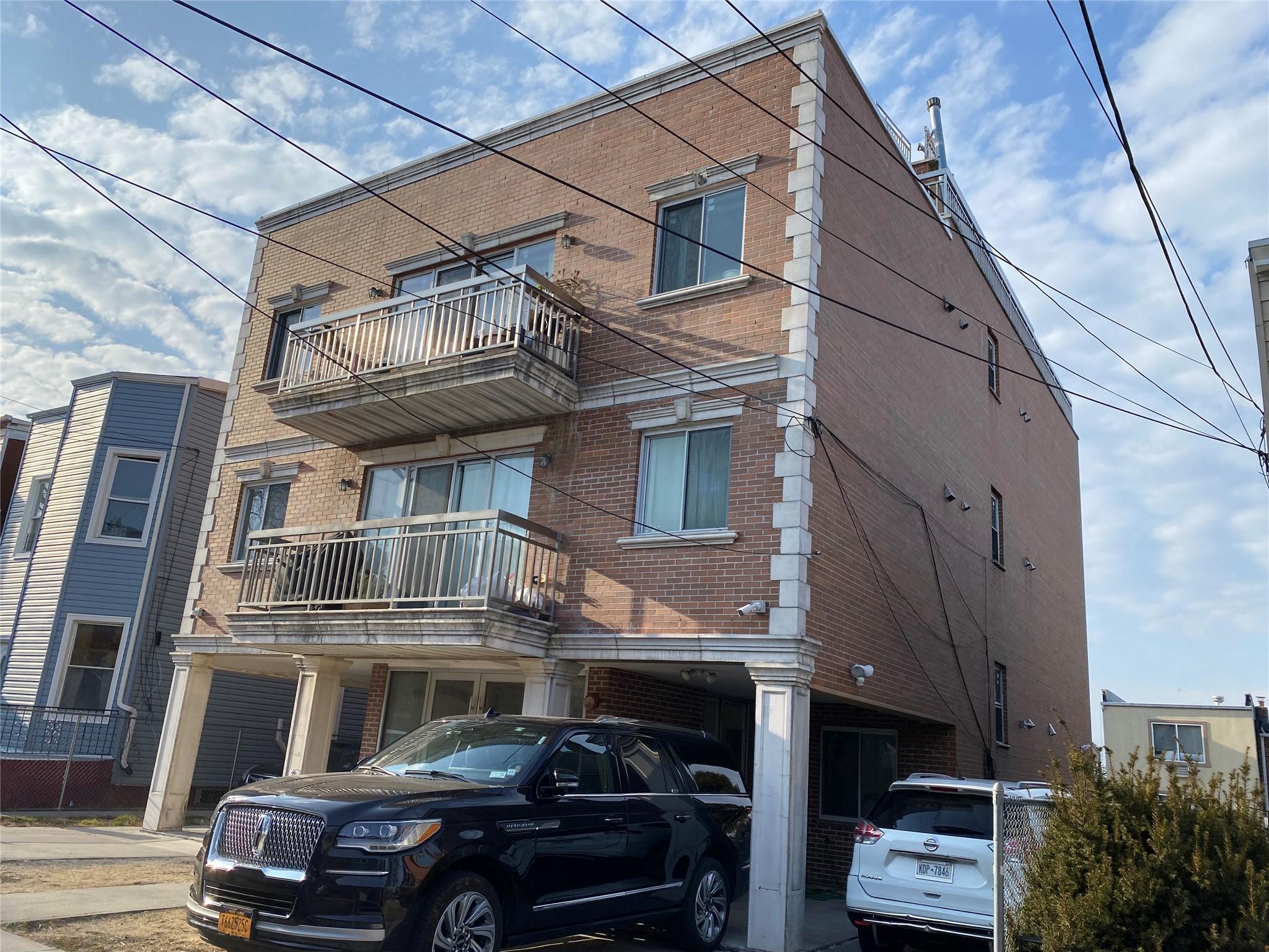Property for Sale at 50th Ave Ave 1, Corona, Queens, NY - Bedrooms: 1 
Bathrooms: 1 
Rooms: 3  - $438,000