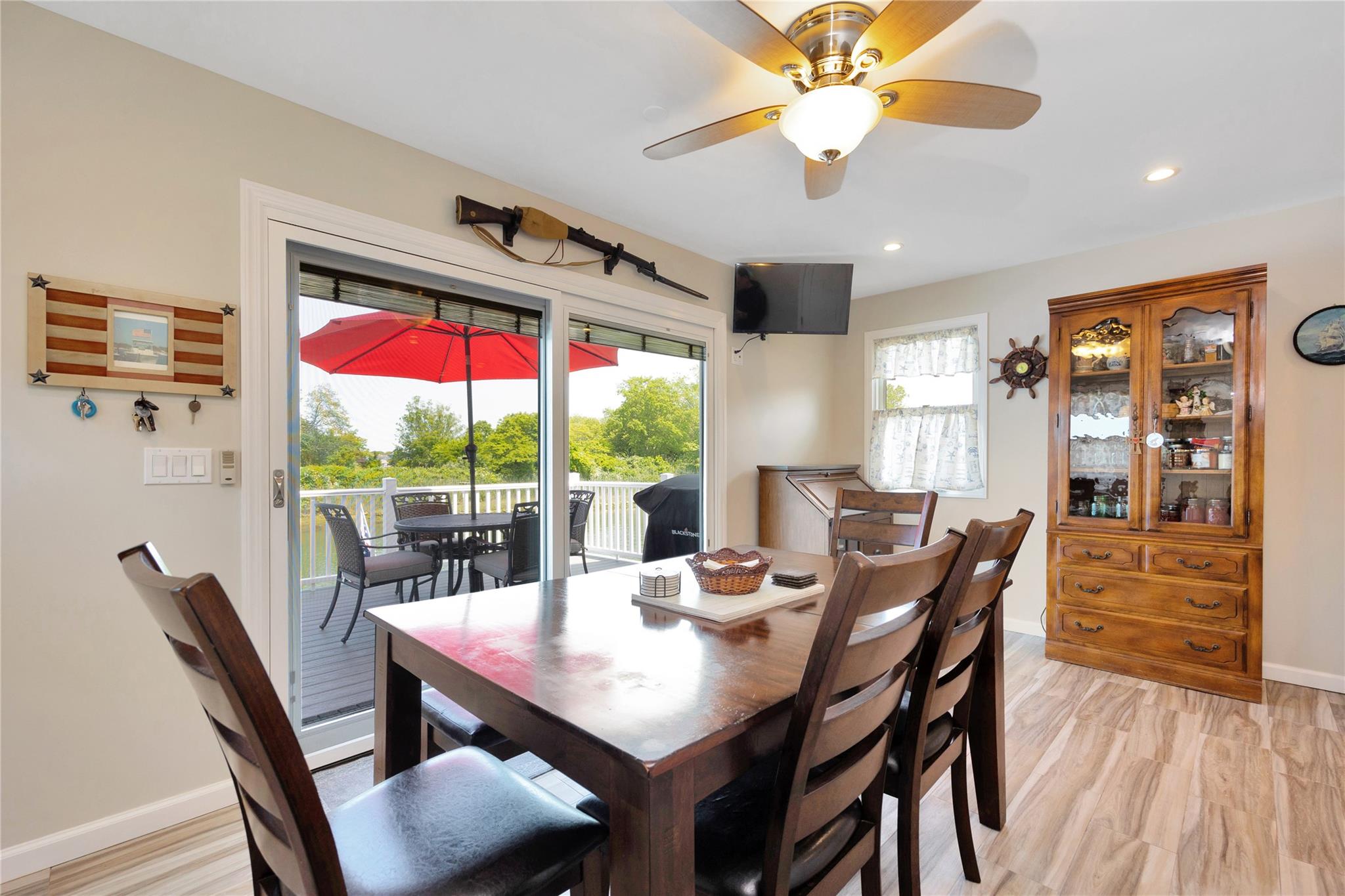 3717 Somerset Drive, Seaford, New York image 17