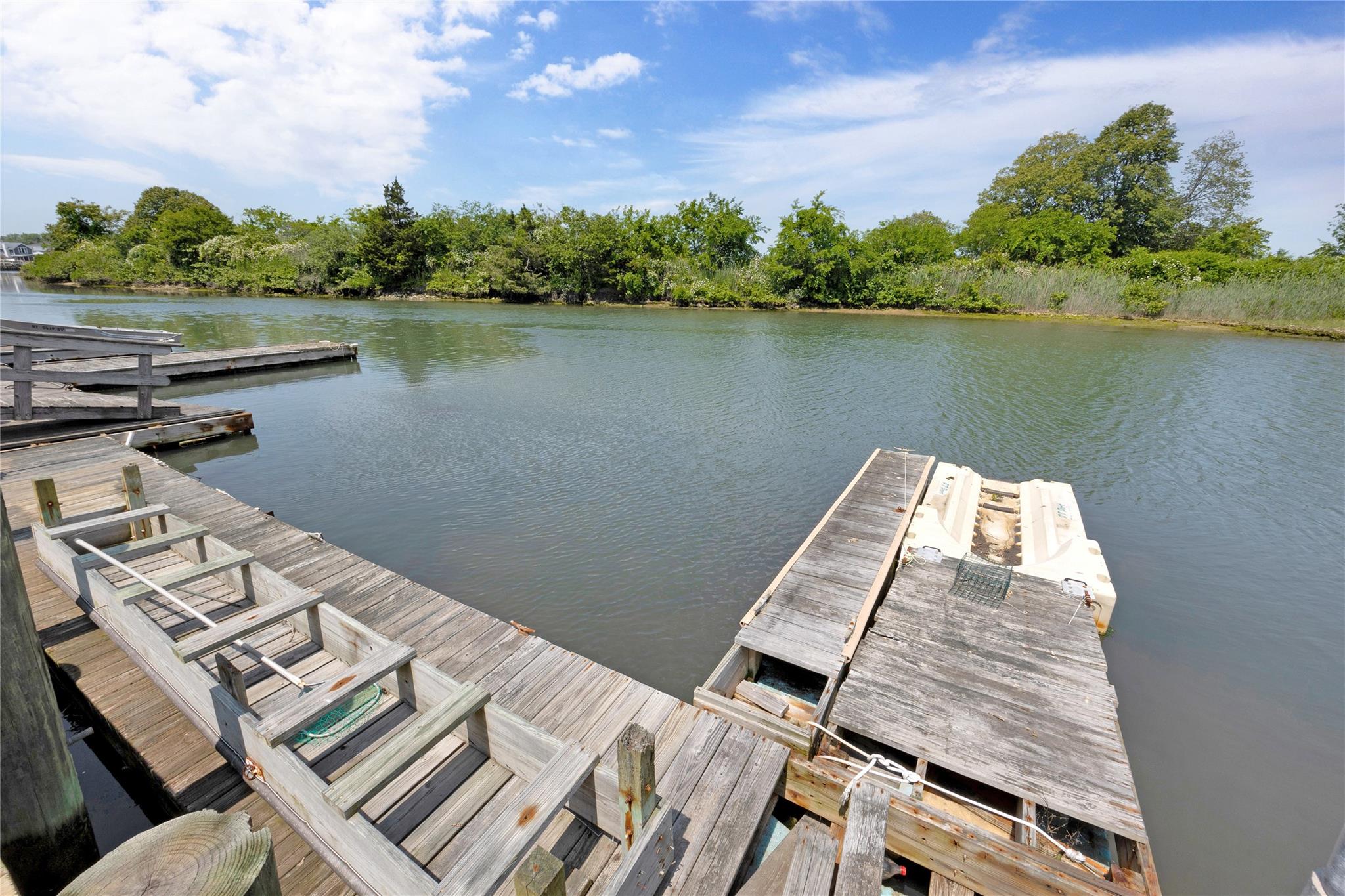 3717 Somerset Drive, Seaford, New York image 34