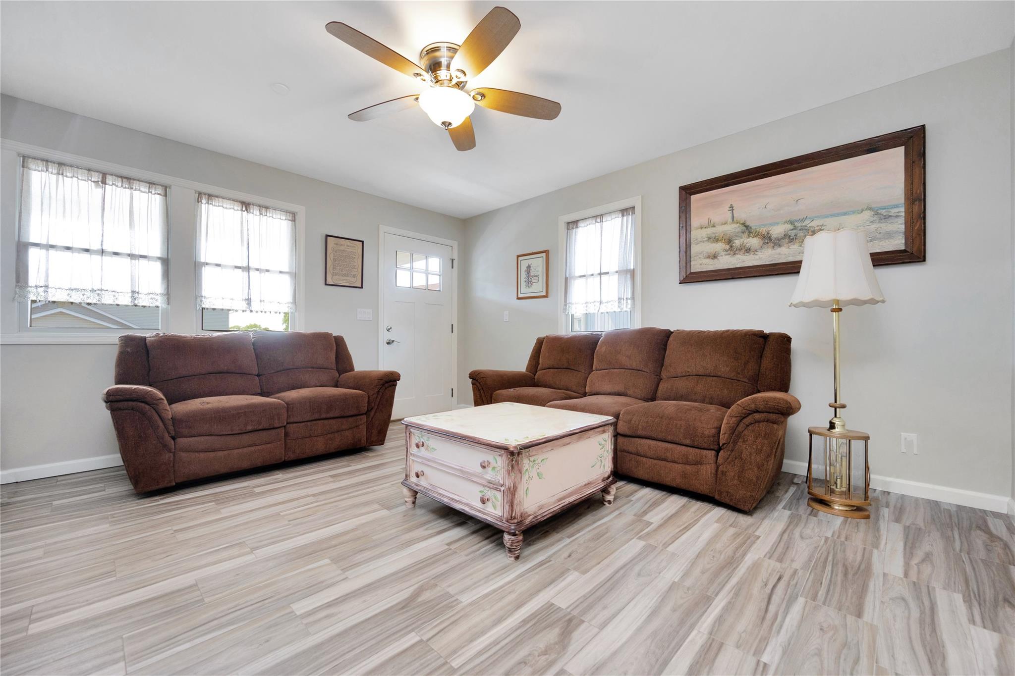 3717 Somerset Drive, Seaford, New York image 11