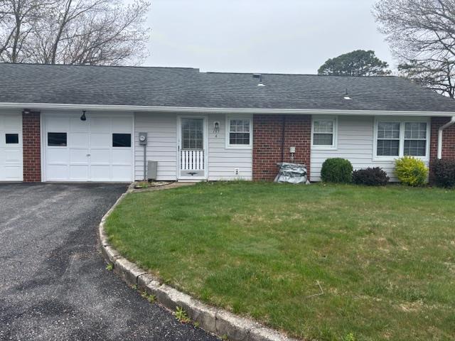 185A Ventry Court Ct, Ridge, New York image 2