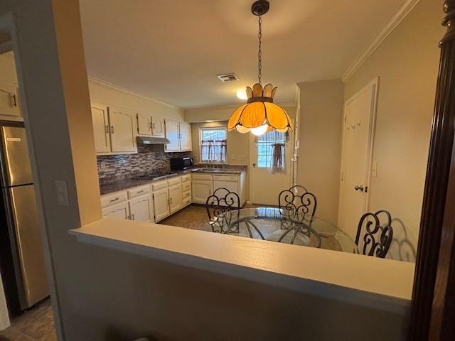 185A Ventry Court Ct, Ridge, New York image 4
