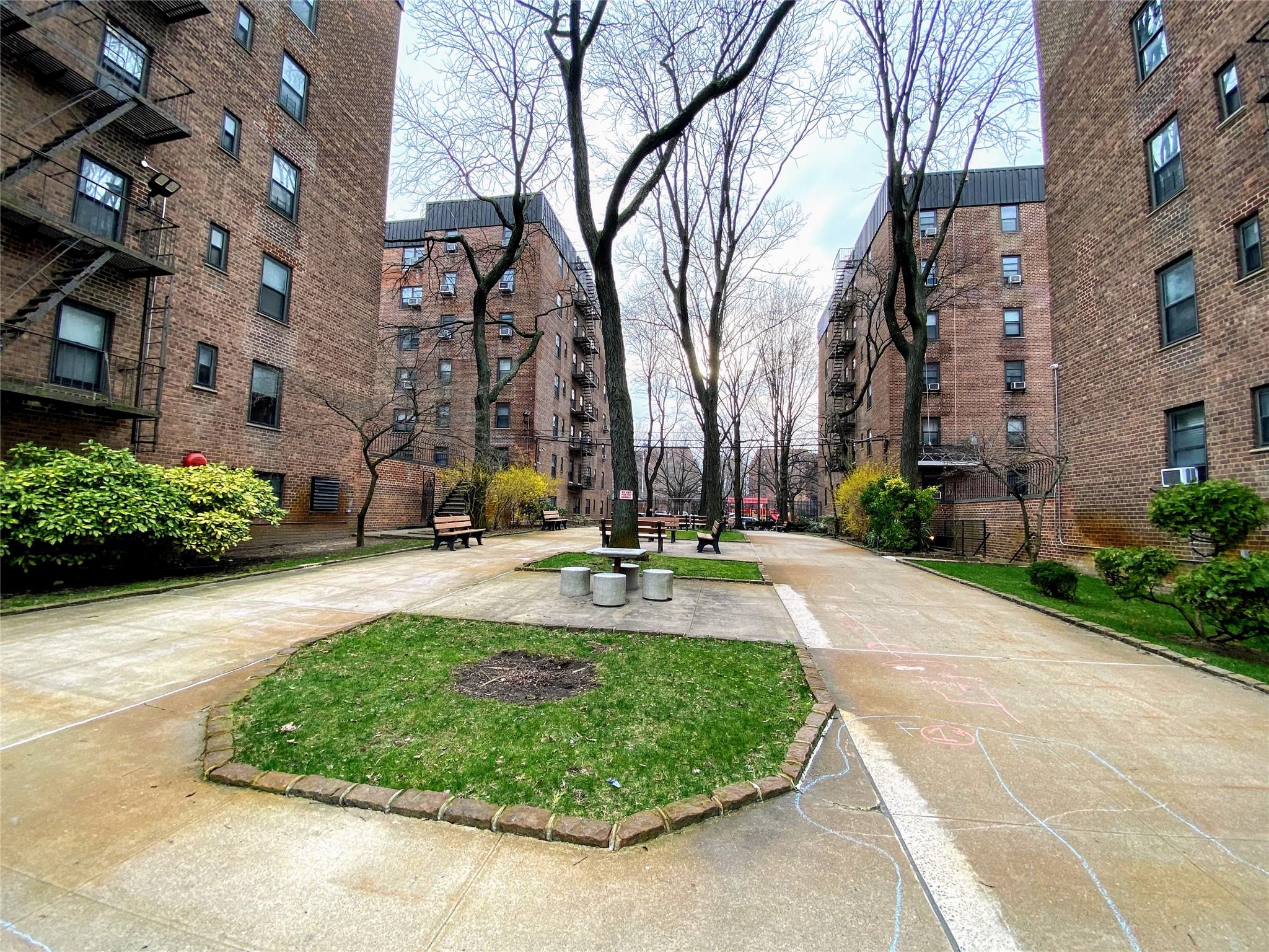 Property for Sale at Northern Boulevard 510, Jackson Heights, Queens, NY - Bedrooms: 1 
Bathrooms: 1 
Rooms: 3  - $239,000