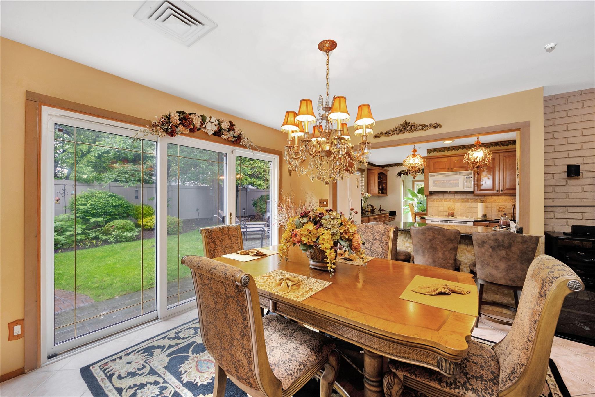 5 Oak Brook Lane, Merrick, New York image 19