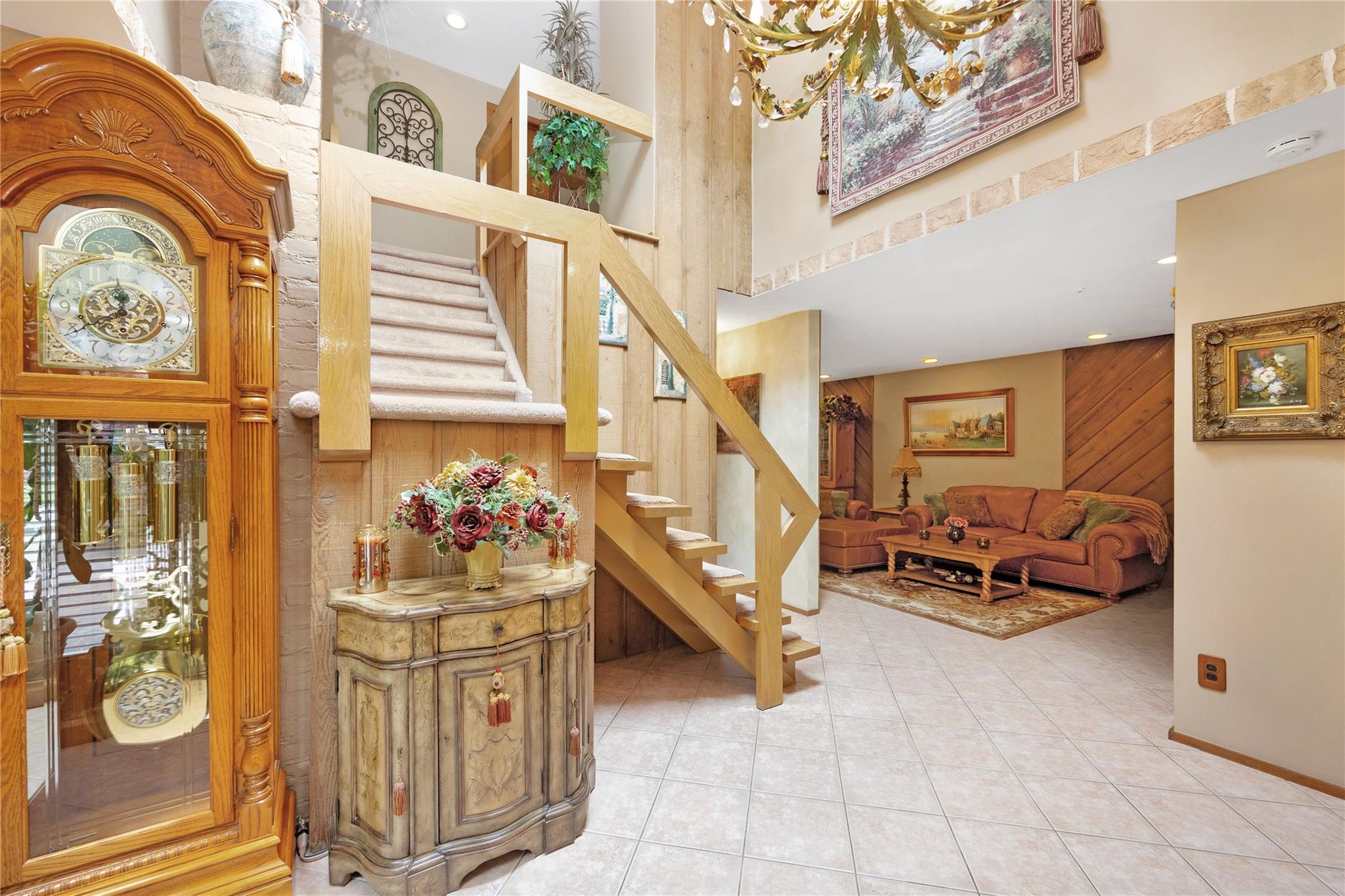 5 Oak Brook Lane