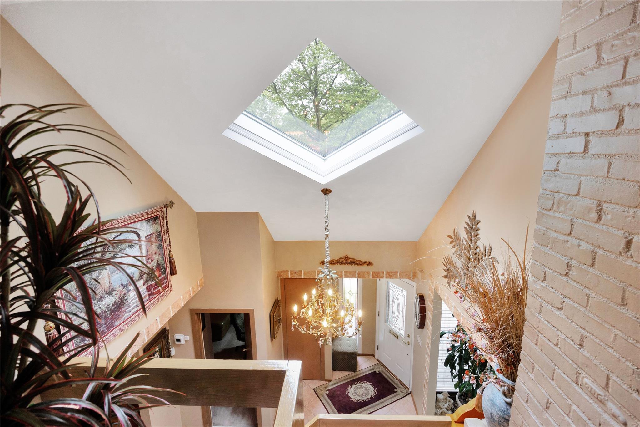 5 Oak Brook Lane