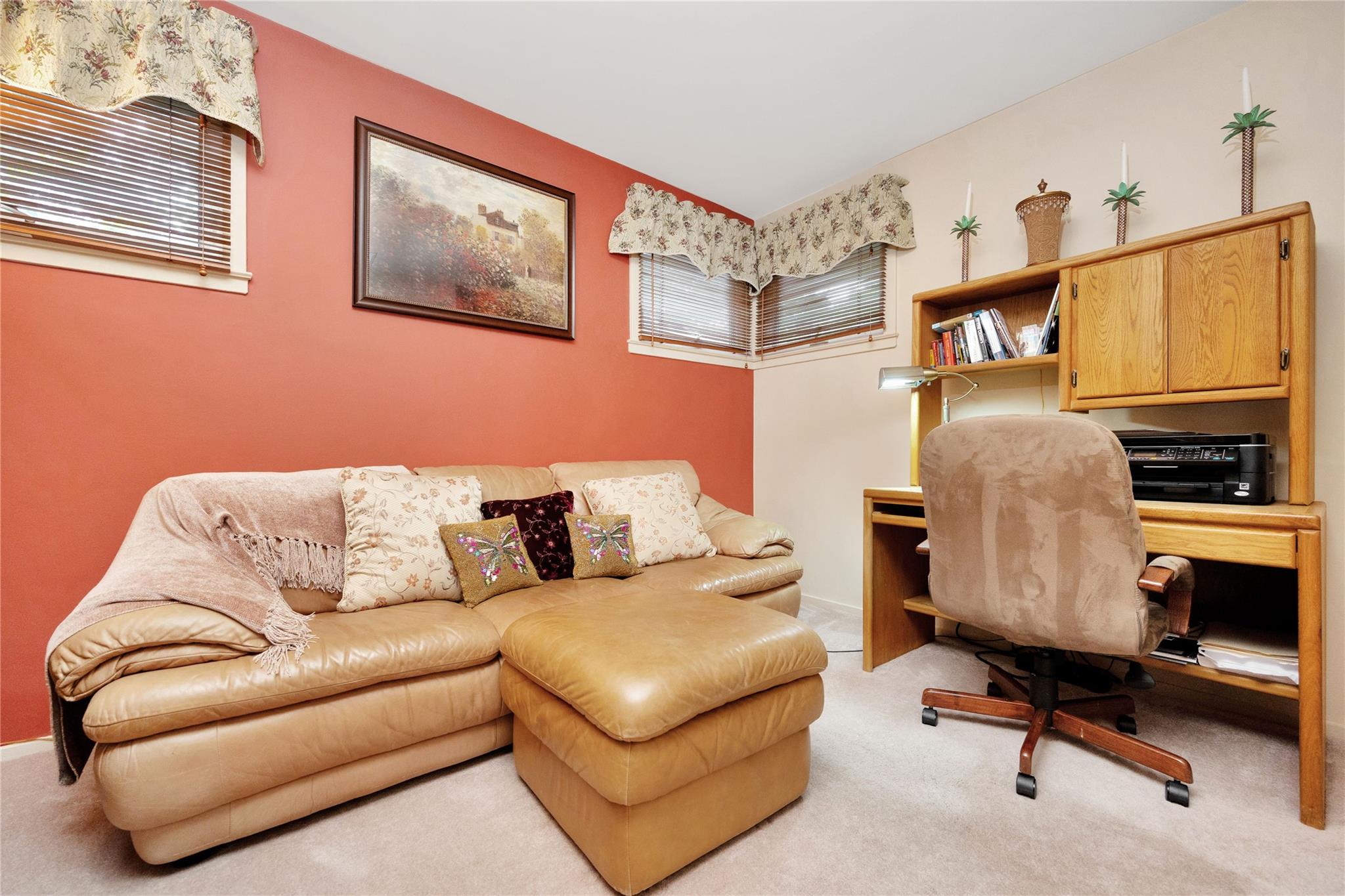5 Oak Brook Lane, Merrick, New York image 24