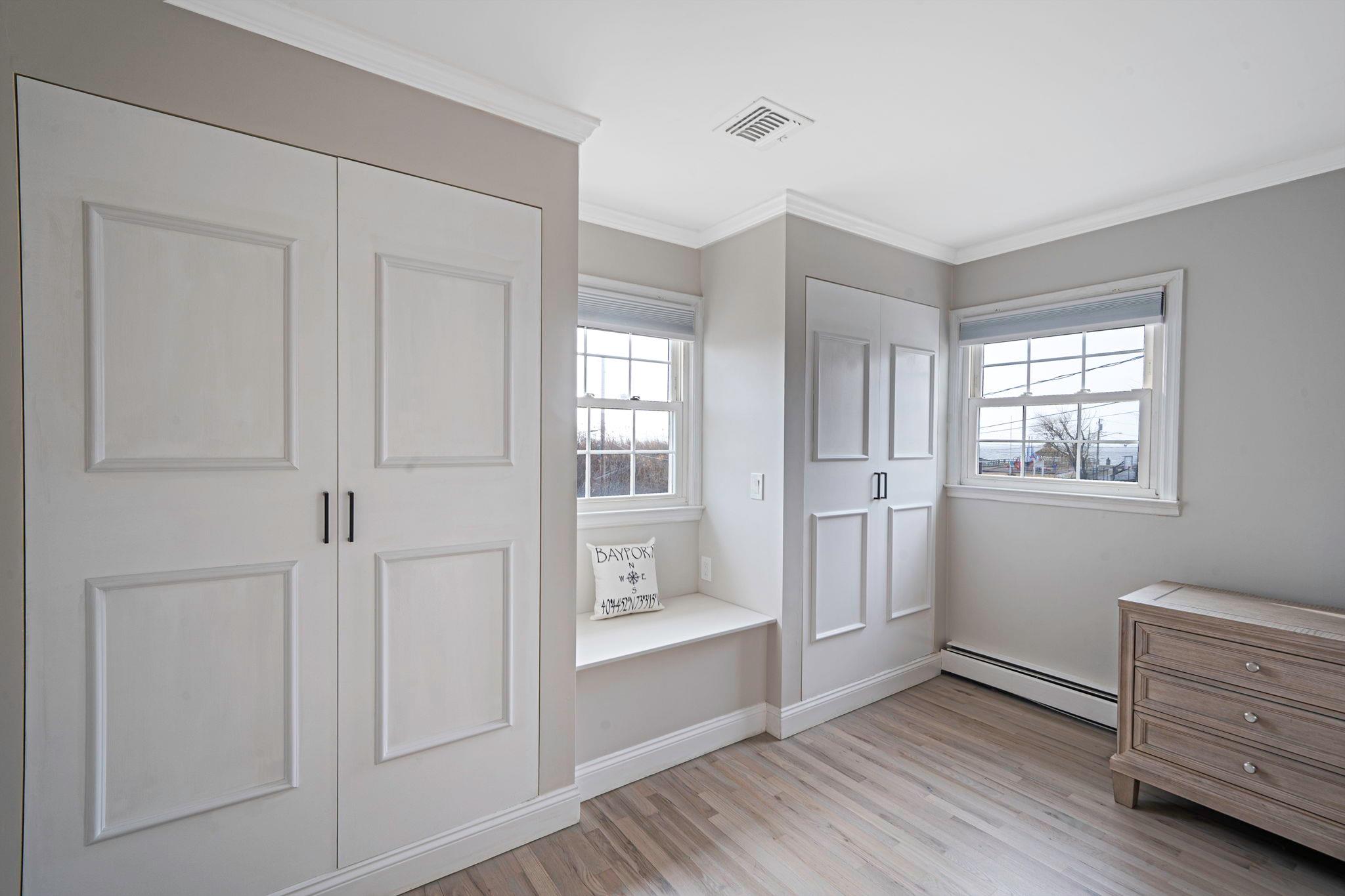 242 N Paulanna Avenue, Bayport, New York image 18