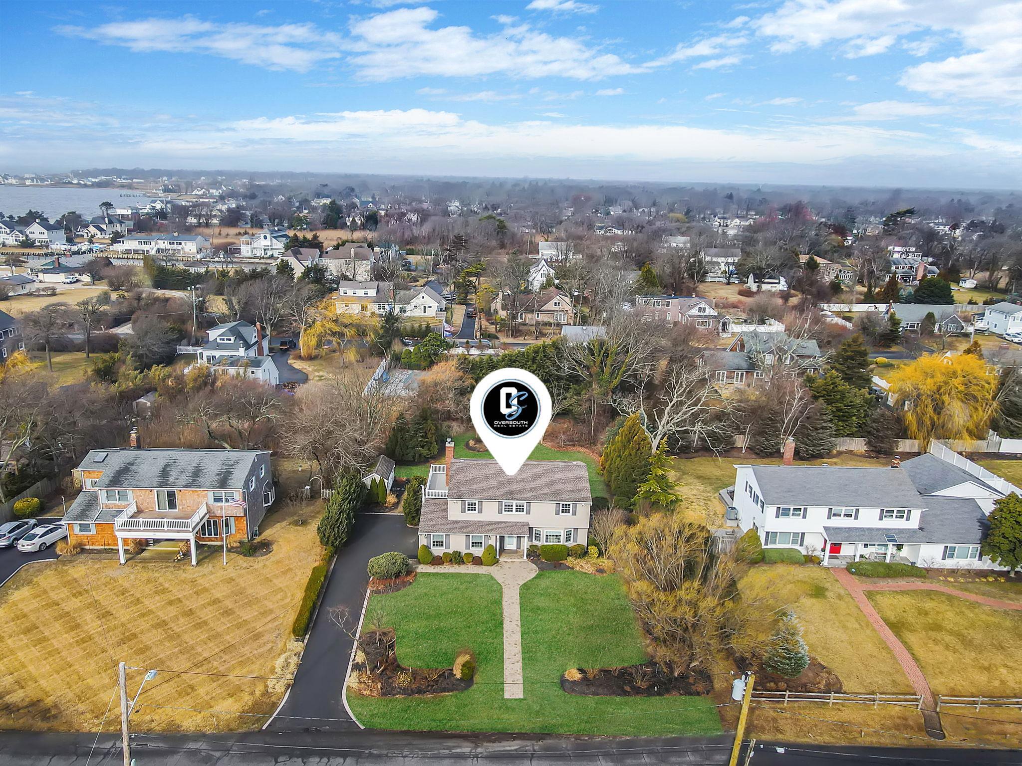242 N Paulanna Avenue, Bayport, New York image 36