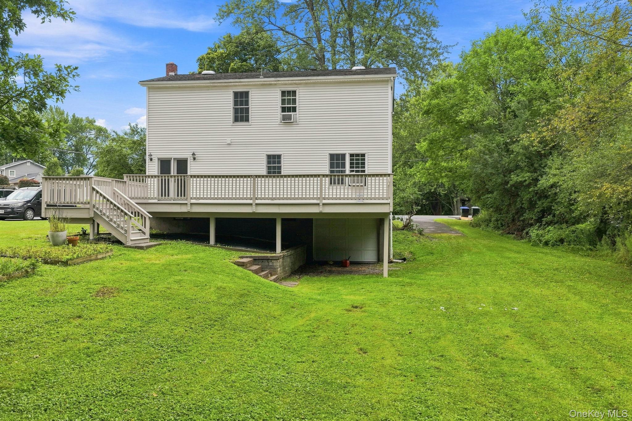 2 Fleetwood Drive