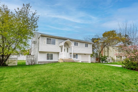 Homes For Sale - 19 Liberty Avenue<br/> Selden, NY 11784