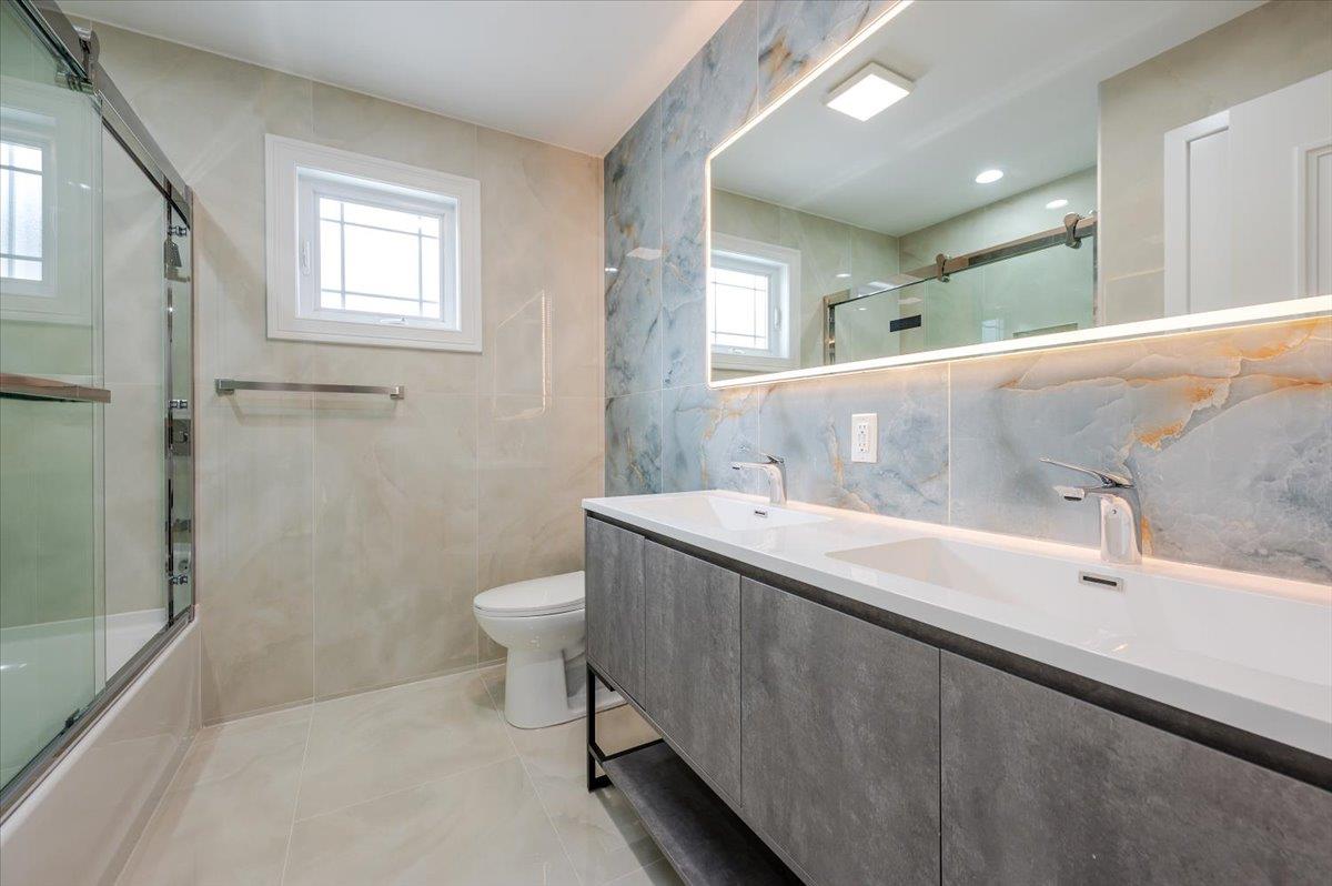 330 Lucille Avenue, Elmont, New York image 22