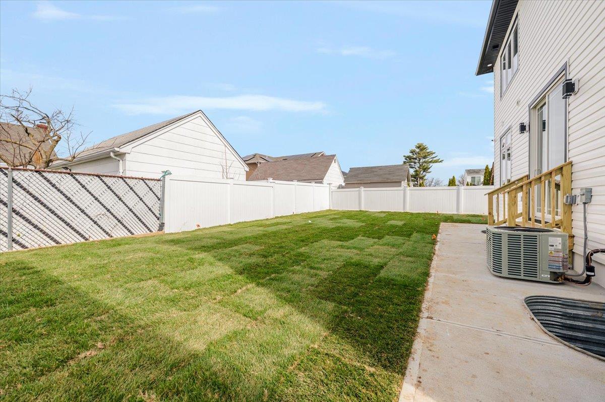 330 Lucille Avenue, Elmont, New York image 30