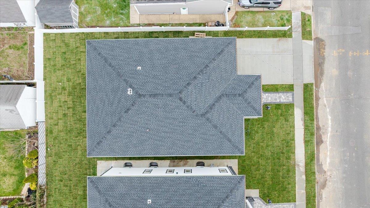 330 Lucille Avenue, Elmont, New York image 39