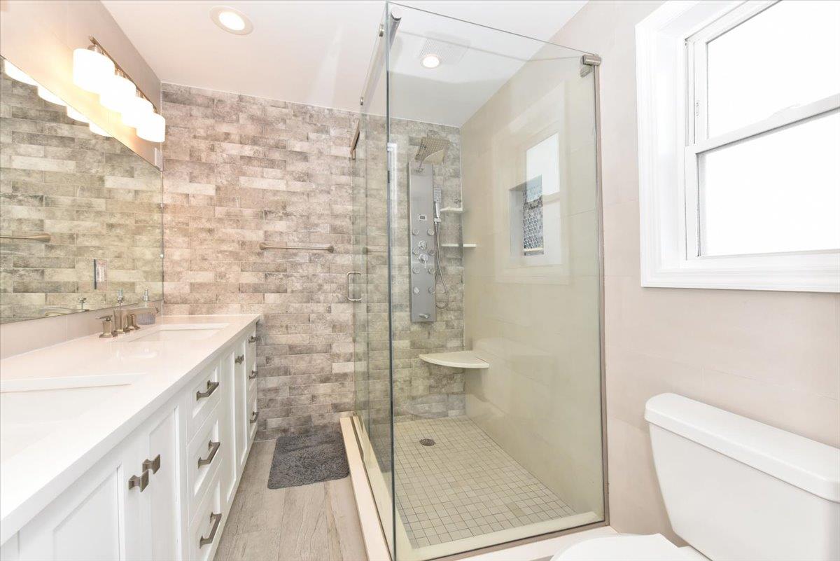 3 Neptune Place, Massapequa, New York image 28