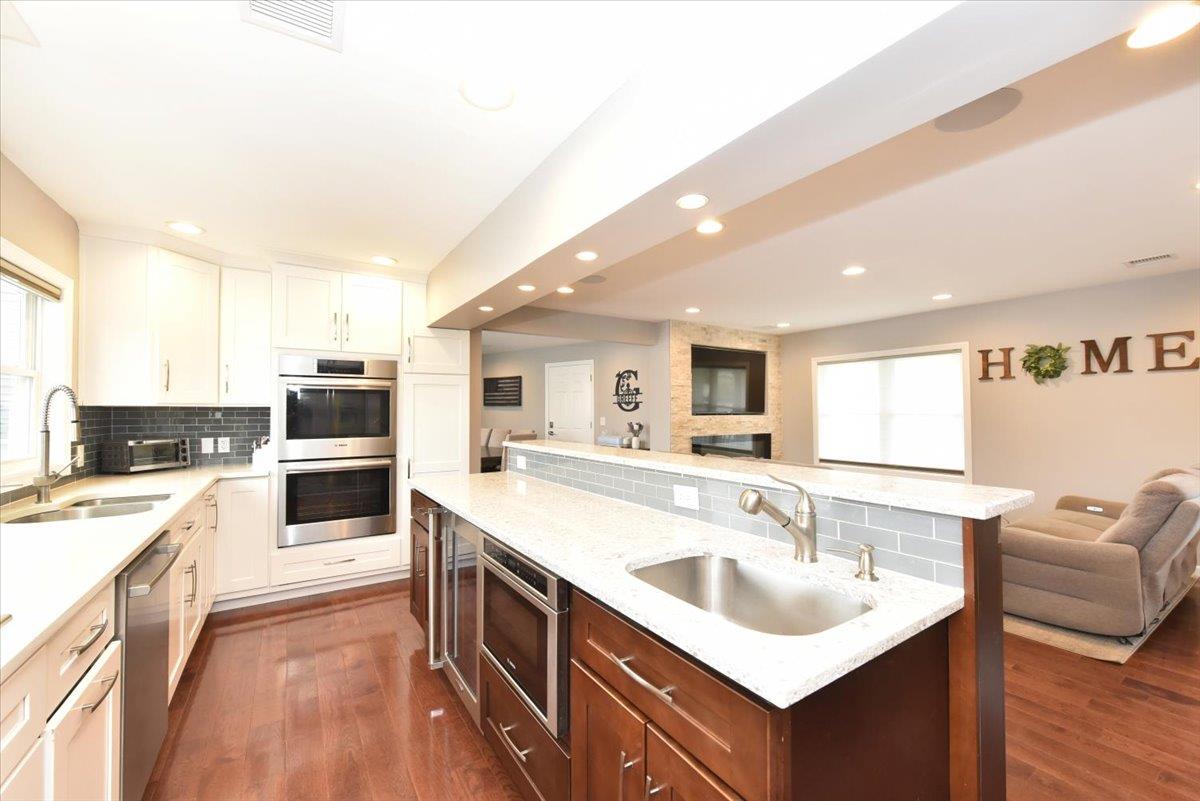 3 Neptune Place, Massapequa, New York image 17