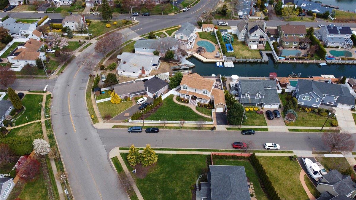 3 Neptune Place, Massapequa, New York image 9