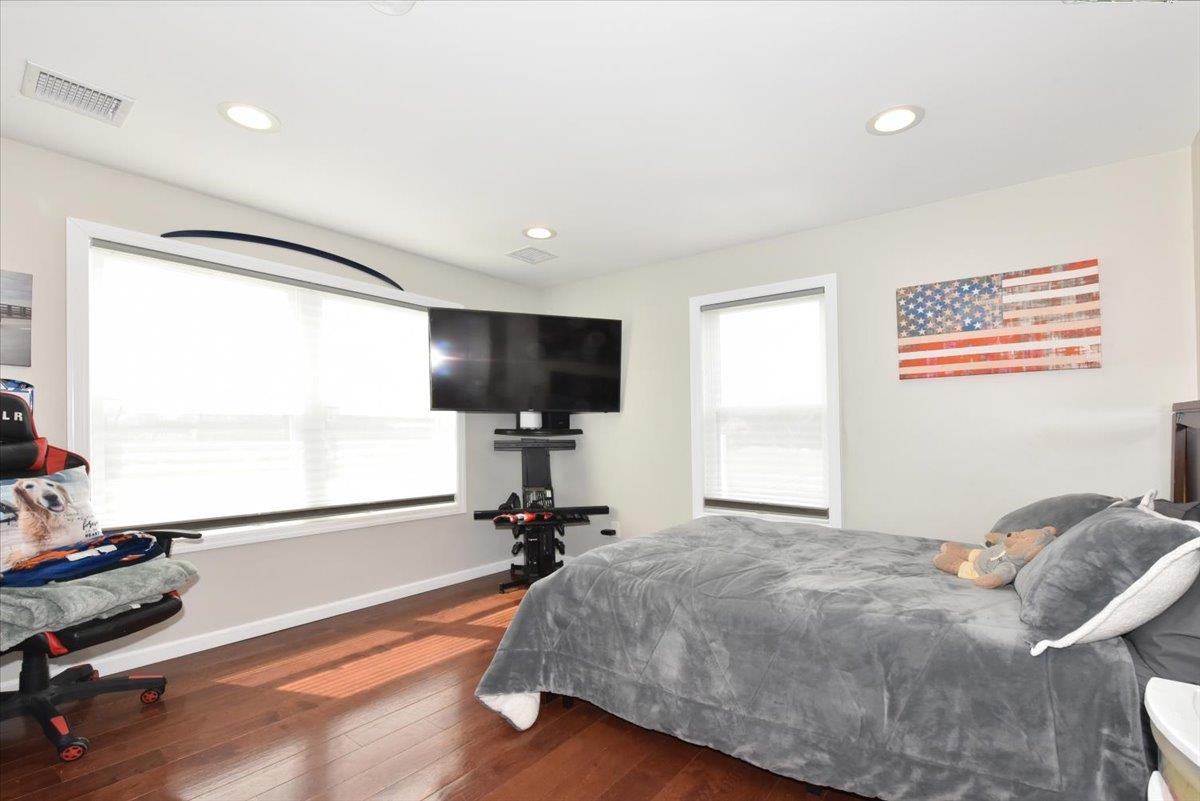 3 Neptune Place, Massapequa, New York image 31