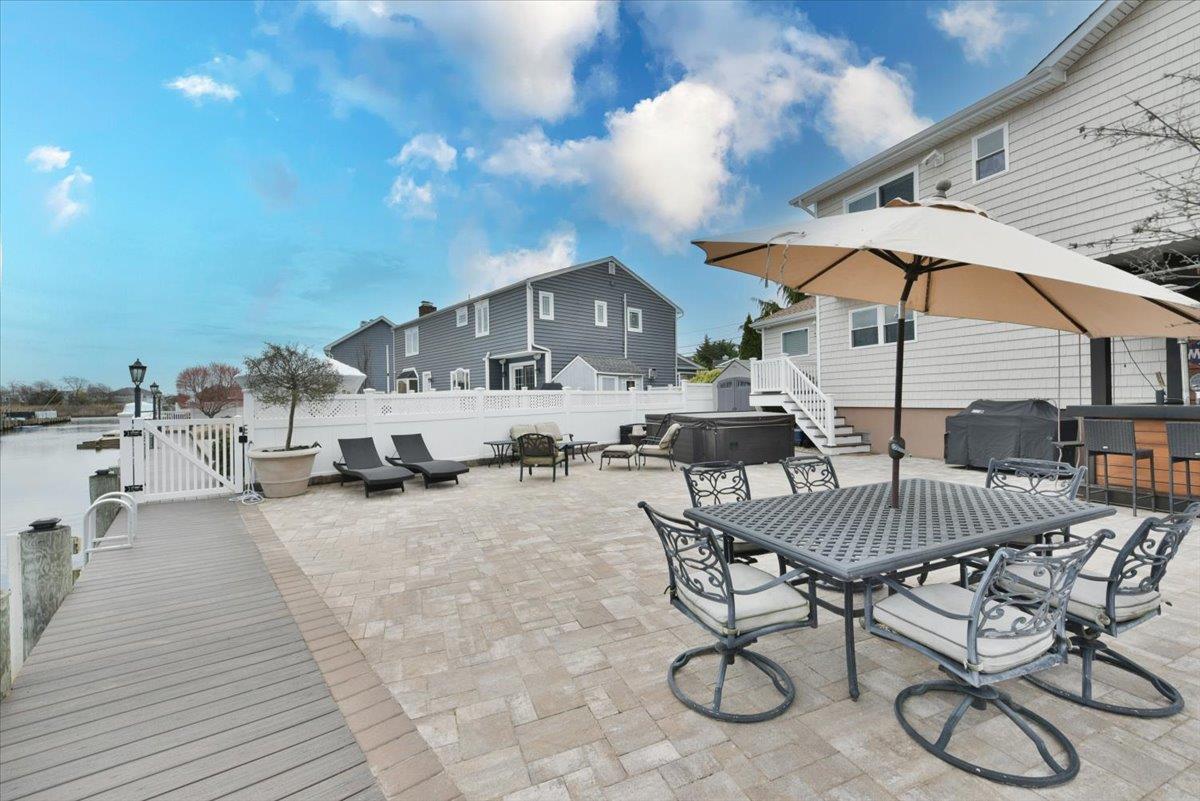 3 Neptune Place, Massapequa, New York image 37