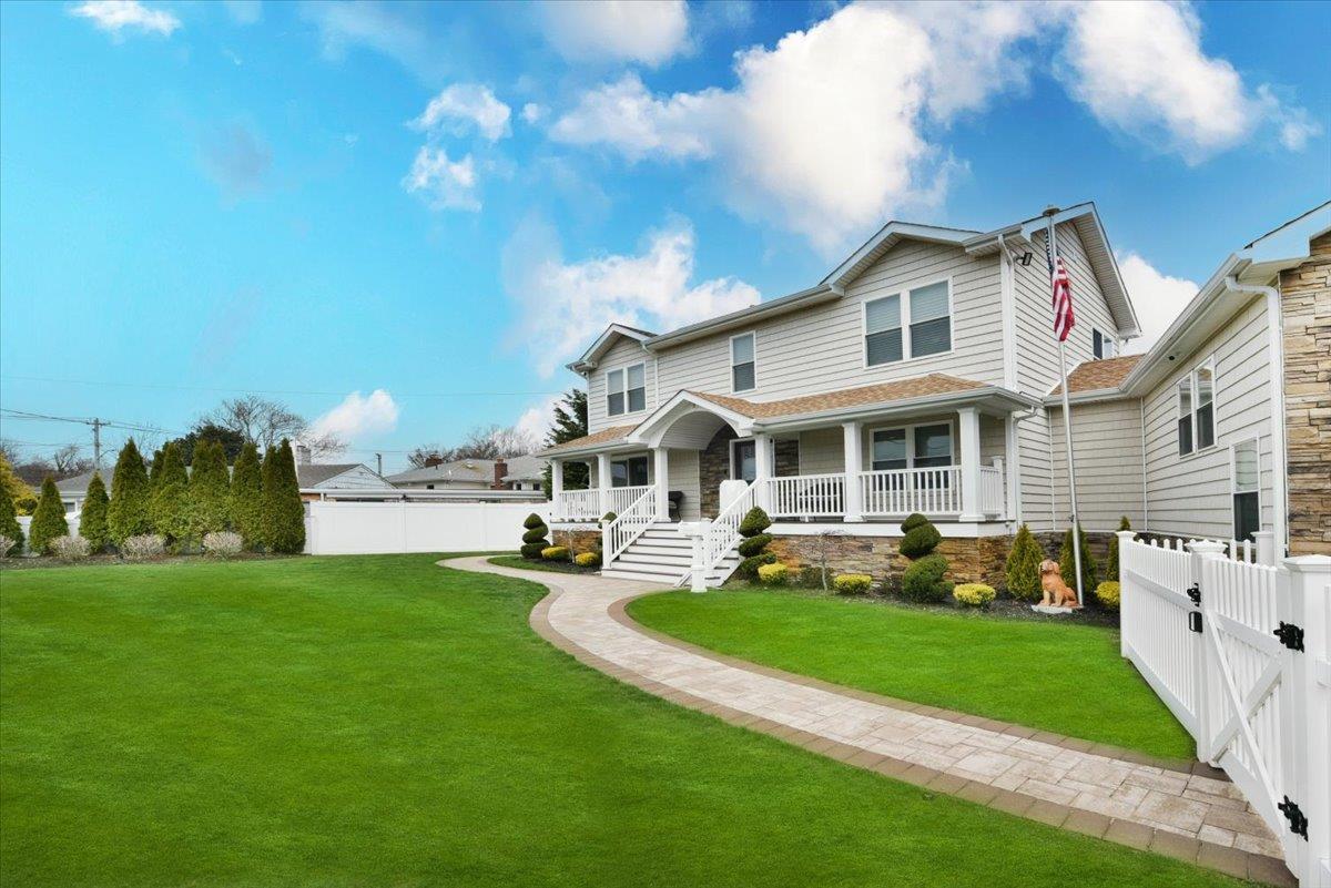 3 Neptune Place, Massapequa, New York image 3