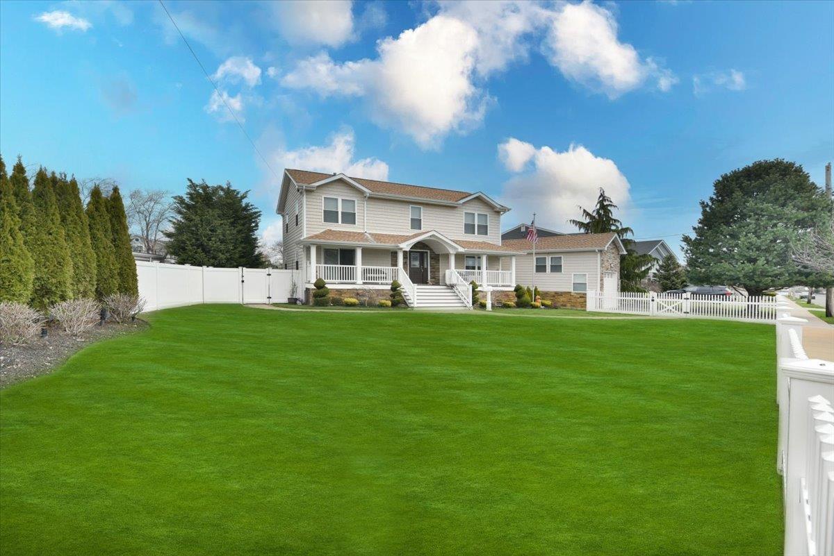 3 Neptune Place, Massapequa, New York image 4