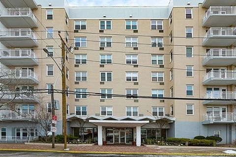 Homes For Sale - 522 Shore Road #1D<br/> Long Beach, NY 11561