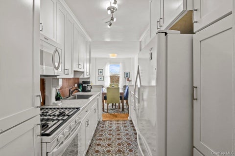 Apartment For Sale - 5500 Fieldston Road #5CC<br/> Bronx, NY 10471