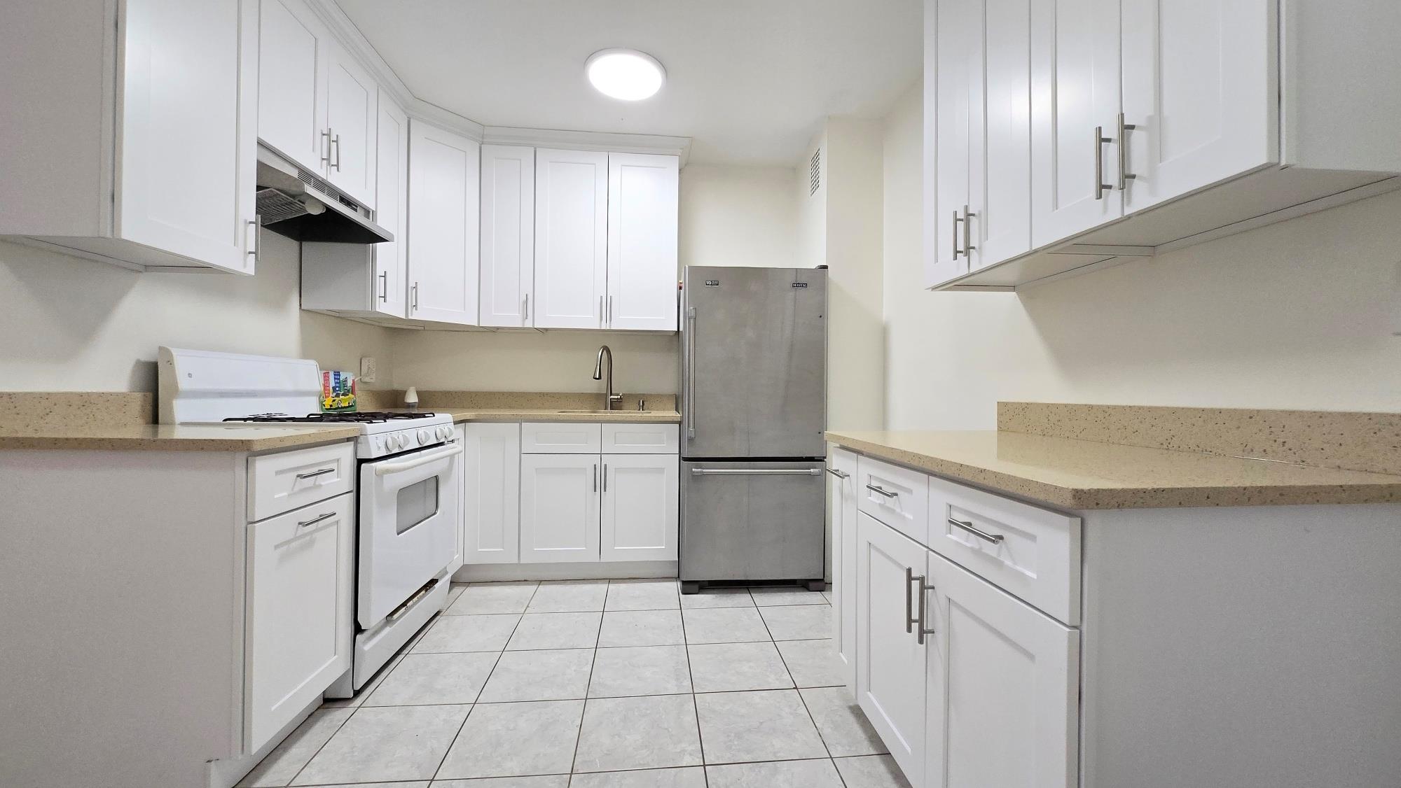 160-10 89 Avenue #9A, Jamaica, New York image 17