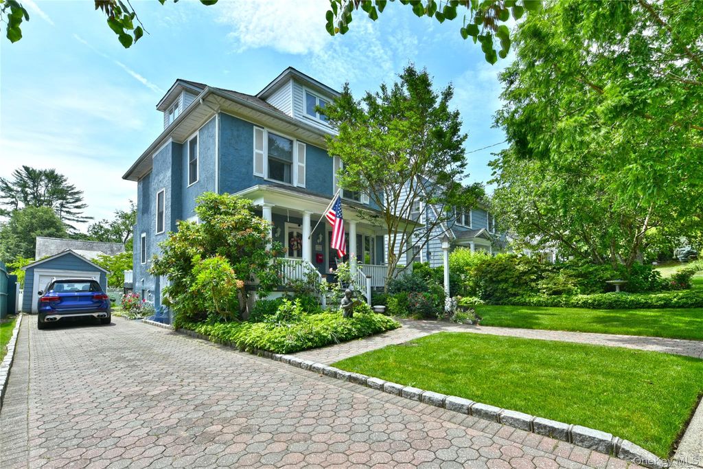 Photo of 328 38th Road, Douglaston, NY 11363 (MLS # 1011160)