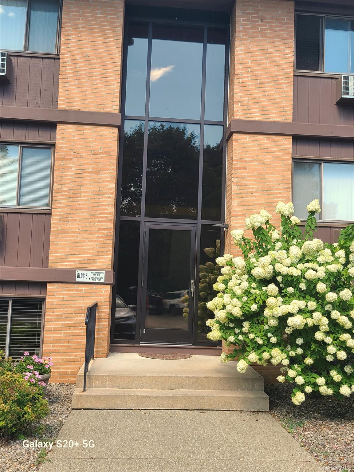10 Oakwood Terrace 94
