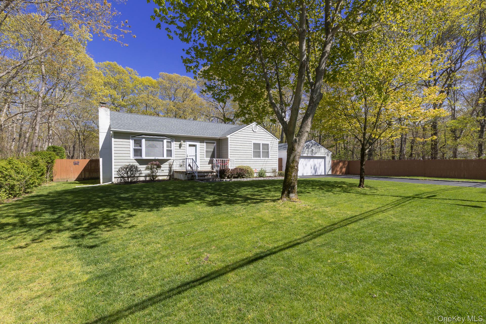 17 Biltmore Drive - Photo 3