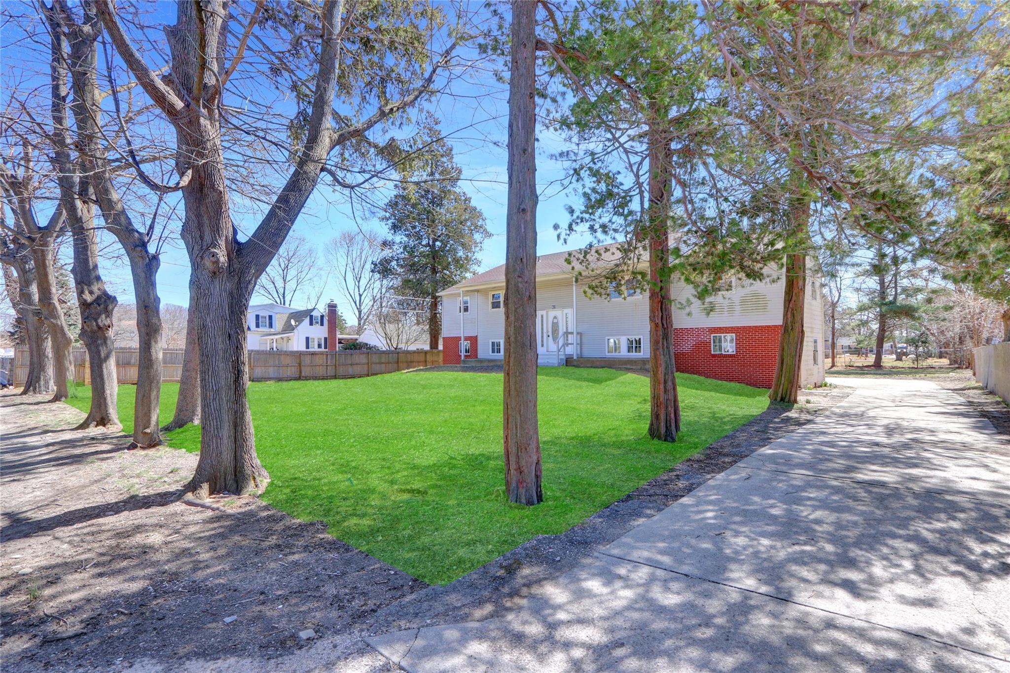 42 N Nostrand Avenue, Brentwood, New York image 2