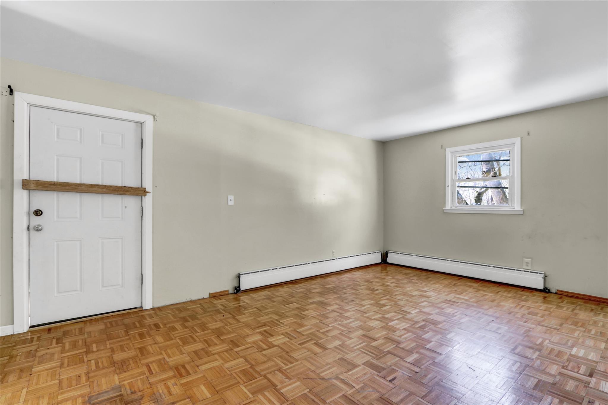 42 N Nostrand Avenue, Brentwood, New York image 15