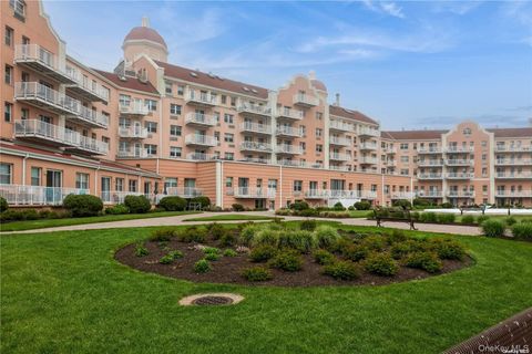 Photo of 2 Richmond Road #6F, Lido Beach, NY 11561 (MLS # 888805)