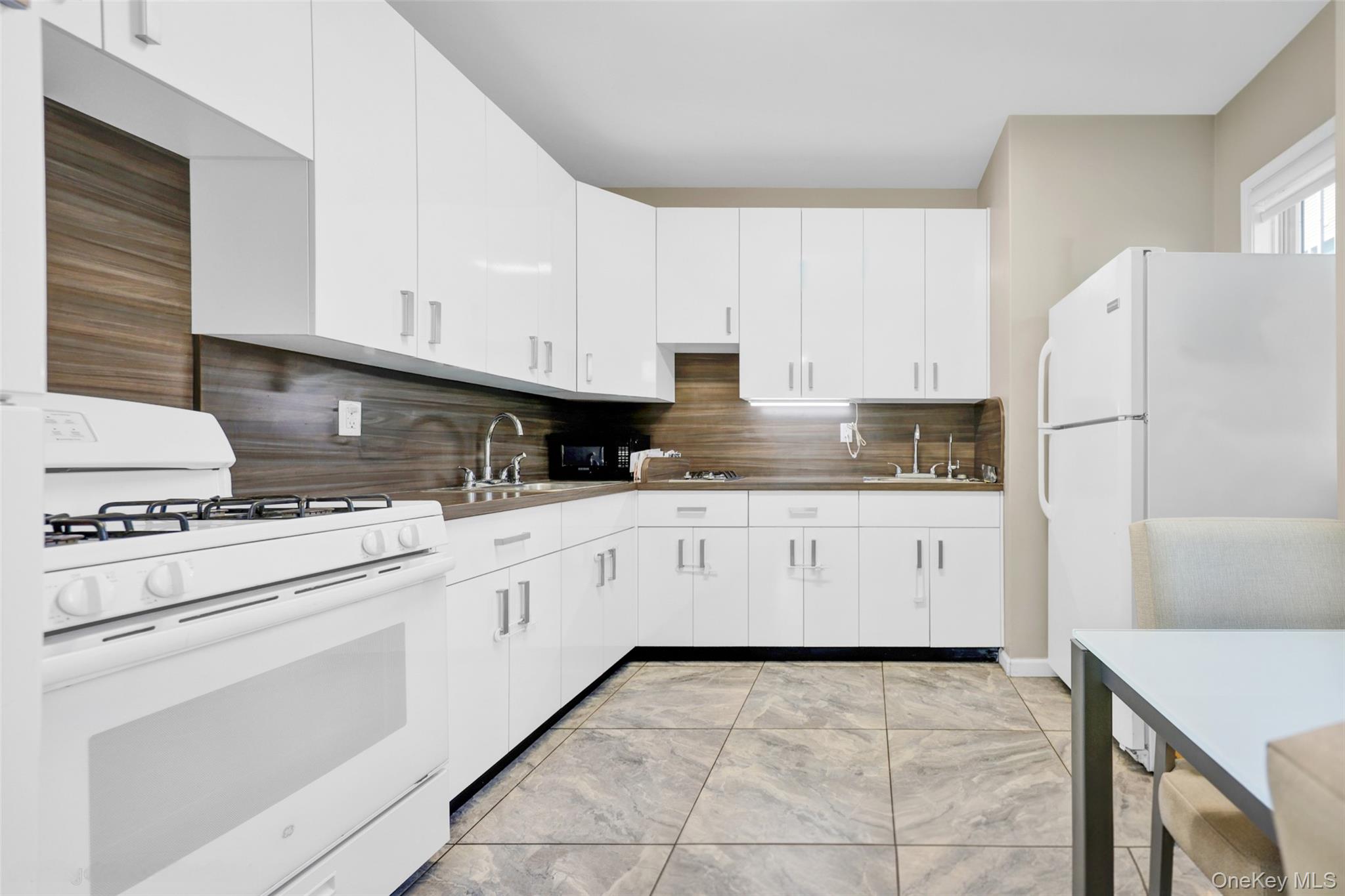 462 W Central Avenue 120