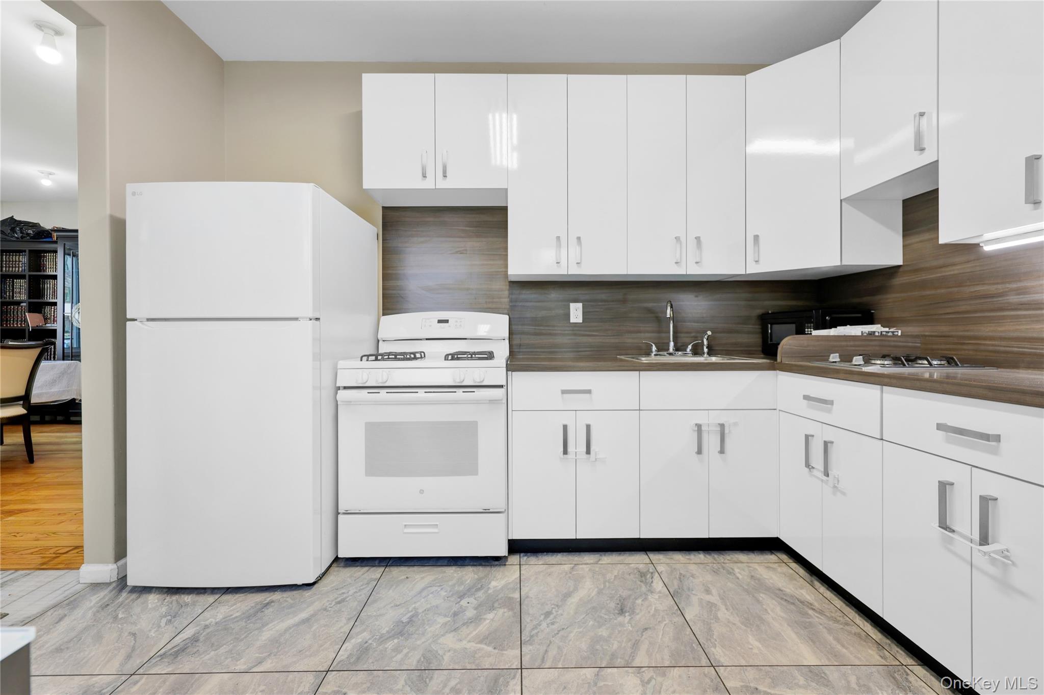 462 W Central Avenue 120