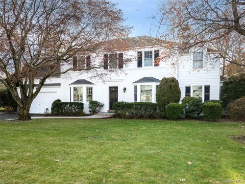 126 Northwoods Road, Manhasset, NY 11030 - MLS#: 949525
